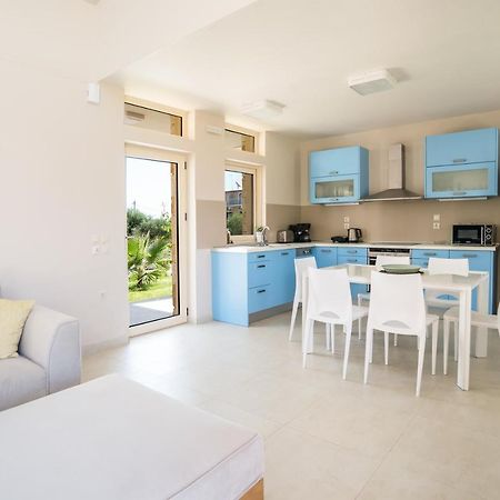 מוראיטיקה Three Stars Luxury Villas מראה חיצוני תמונה