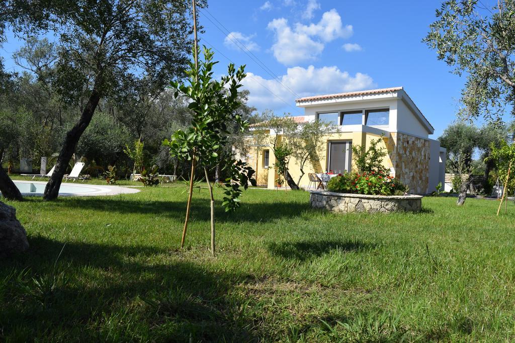 מוראיטיקה Three Stars Luxury Villas מראה חיצוני תמונה