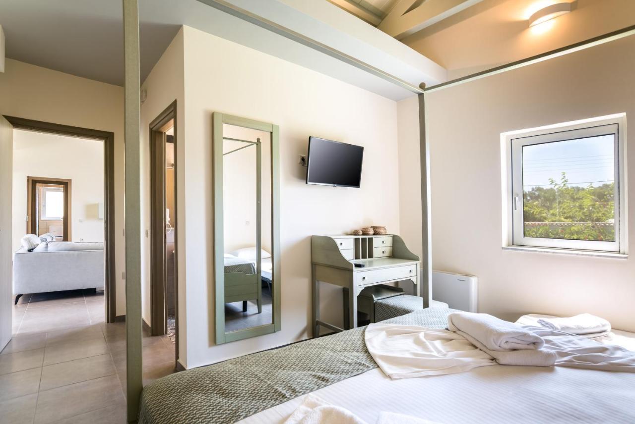 מוראיטיקה Three Stars Luxury Villas מראה חיצוני תמונה
