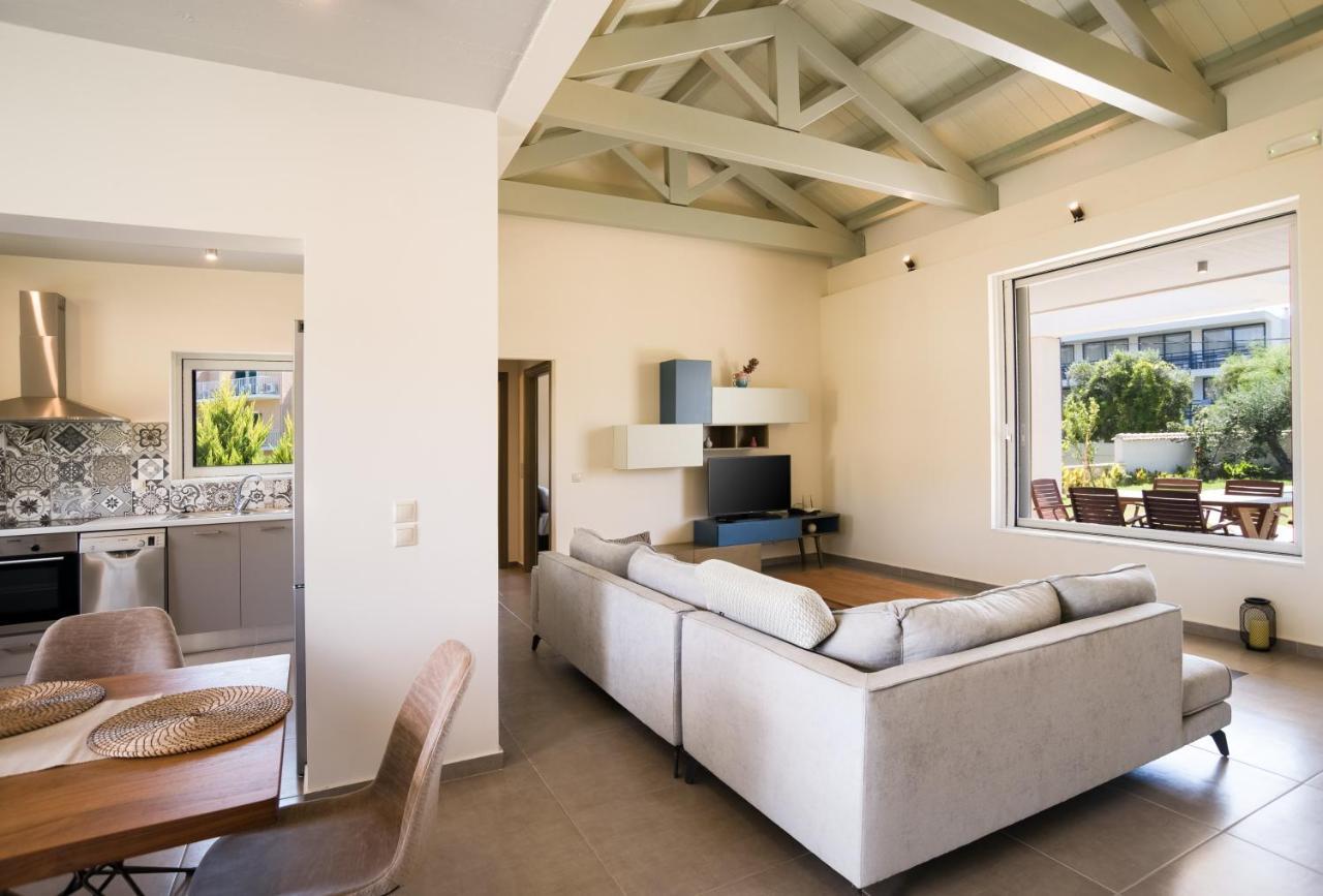 מוראיטיקה Three Stars Luxury Villas מראה חיצוני תמונה