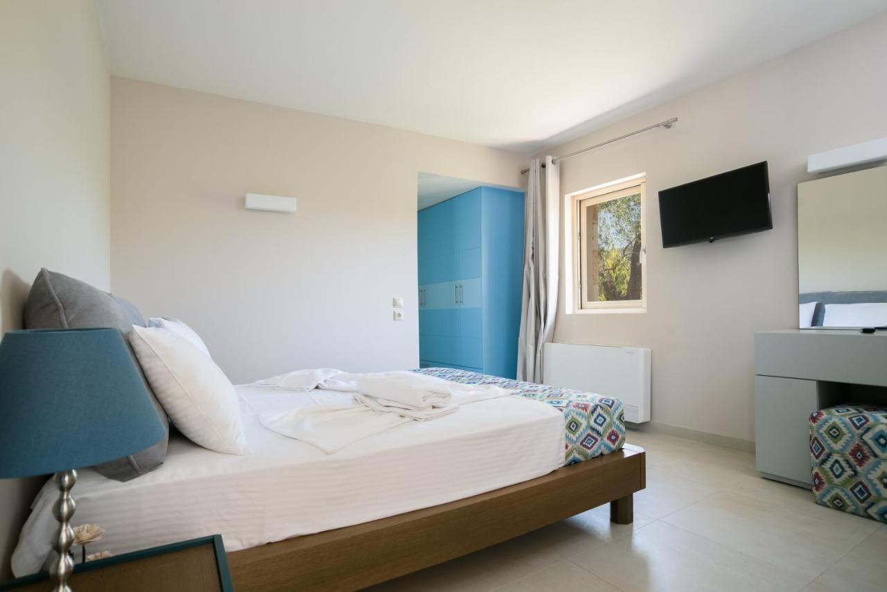 מוראיטיקה Three Stars Luxury Villas מראה חיצוני תמונה